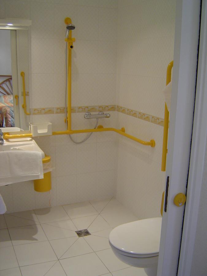 Conches-en-Ouche Hotel De Normandie المظهر الخارجي الصورة